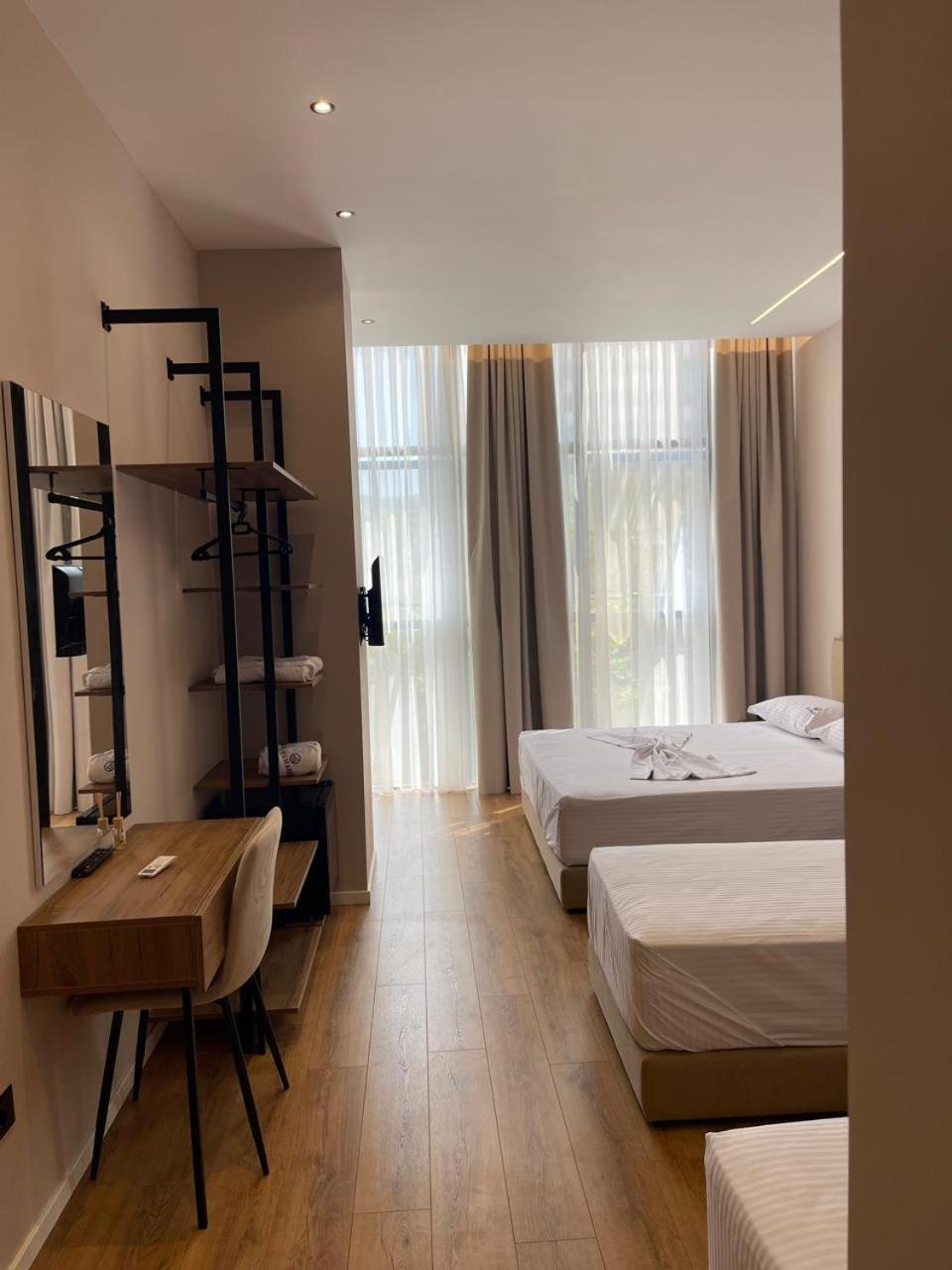 Dia Mare Deluxe Aparthotel Vlorë Eksteriør bilde