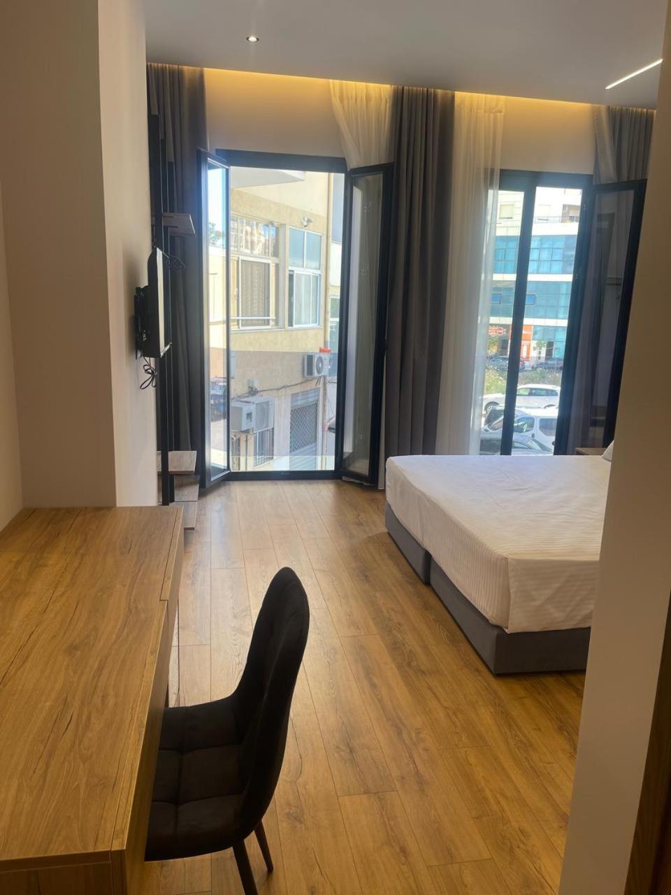 Dia Mare Deluxe Aparthotel Vlorë Eksteriør bilde