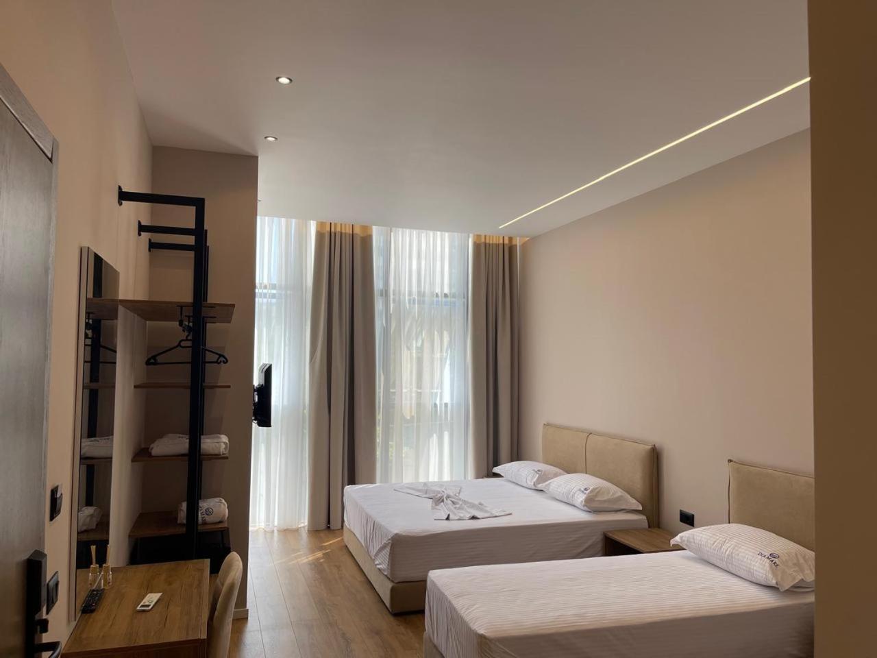 Dia Mare Deluxe Aparthotel Vlorë Eksteriør bilde
