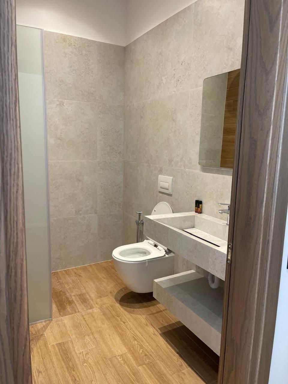 Dia Mare Deluxe Aparthotel Vlorë Eksteriør bilde