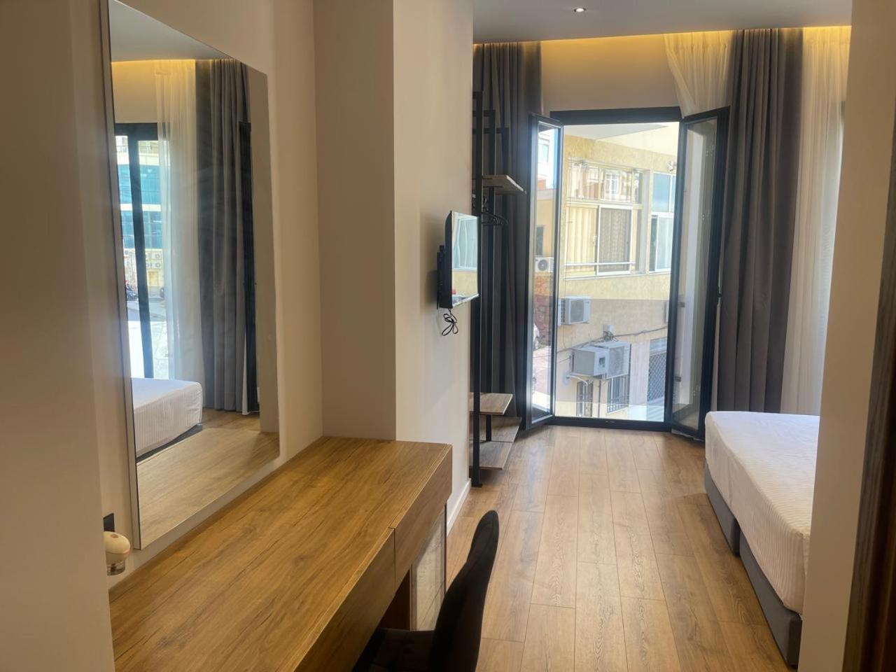 Dia Mare Deluxe Aparthotel Vlorë Eksteriør bilde
